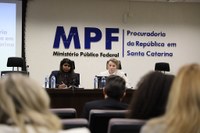 Relatora da ONU Ashwini K.P Foto: Ascom MPF/SC Relatora especial da ONU para o racismo se reúne com membros do sistema de Justiça brasileiro, em Florianópolis (SC)
