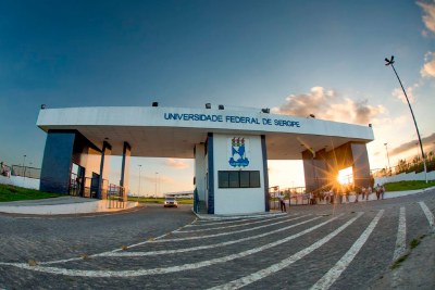 Foto da fachada do Campus Lagarto 