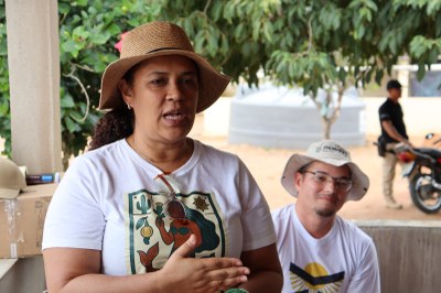 Elis Lopes, coordenadora da Rede Mulheres de Comunidades Tradicionais, durante sua fala.