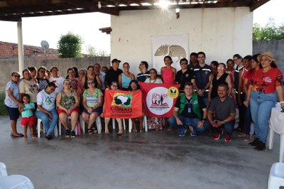 Foto posada com todos os membros ativos e participantes do MPF e da comunidade