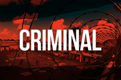 Arte: Comunicação/MPF Arte retangular de foto, com filtro vermelho, de pátio de um presídio com presos tomando banho de sol.