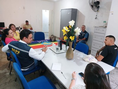 FOTO7.jpg Inspeção no Centro Pop, reunião entre MNPR, integrantes do Centro Pop e MPF