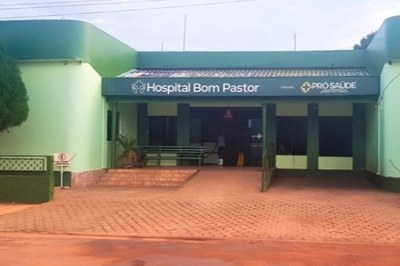 Foto da fachada do Hospital Bom Pastor, em Guajará-Mirim (RO), mantido pela Pró-Saúde
