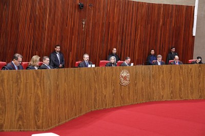 Imagem do plenário do TSE no momento do julgamento