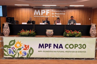 Foto: Comunicação/MPF Foto mostra procuradores da República na mesa de debates