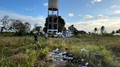 Tabuleiro dos Negros - Lixo Hospitalar no acesso à ETA