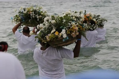 foto mostra festa de Iemanjá 