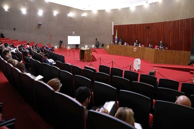 Foto: Alejandro Zambrana/TSE Foto da sessão plenária do TSE da quinta-feira, 6 de novembro