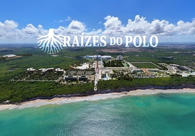 Fotografia contendo mar, área verde e o Polo Cabo Branco