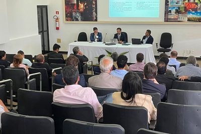 Foto: Comunicação MPF/AL registro fotográfico das pessoas reunidas no auditório do MPF/AL