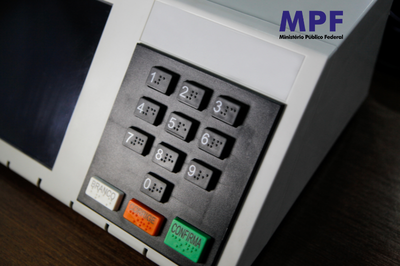 Imagem: Canva Imagem de uma urna eletrônica