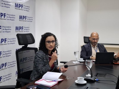 Dra Juliana Câmara .