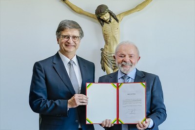 Foto: Ricardo Stuckert/Presidência da República Presidente da República, Luiz Inácio Lula da Silva, durante a cerimônia de recondução de Paulo Gonet ao cargo de procurador-geral da República. Palácio do Planalto. Brasília (DF) - Brasil, 15.12.2025.