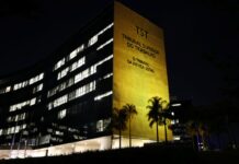 TST adere ao Dia da Síndrome de Down com iluminação especial